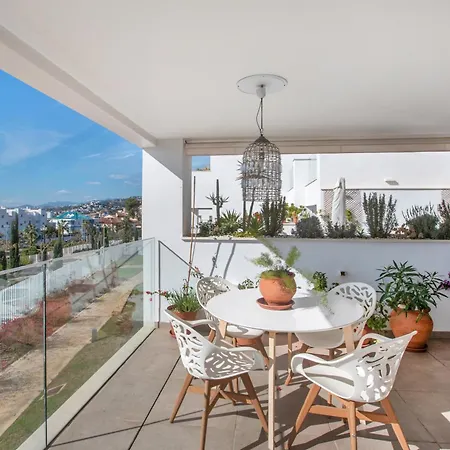 Appartement Seaview Alba *